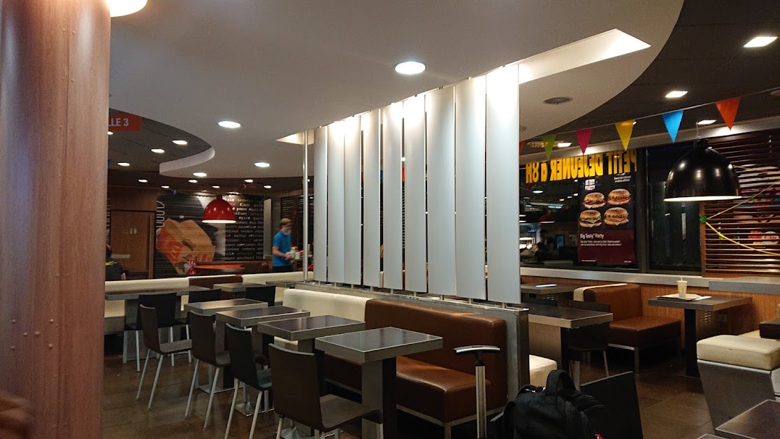 McCafé à Calais