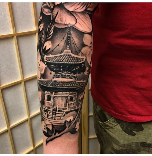 Tattoo Shop «San Antonio Rose Tattoo», reviews and photos, 320 Kitty Hawk Rd, Universal City, TX 78148, USA