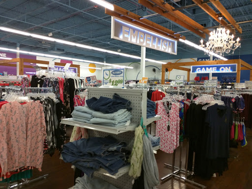 Discount Store «Here Today St Charles», reviews and photos, 800 S Duchesne Dr, St Charles, MO 63301, USA