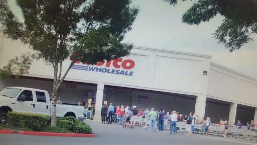 Warehouse store «Costco Wholesale», reviews and photos, 2828 Chad Dr, Eugene, OR 97408, USA