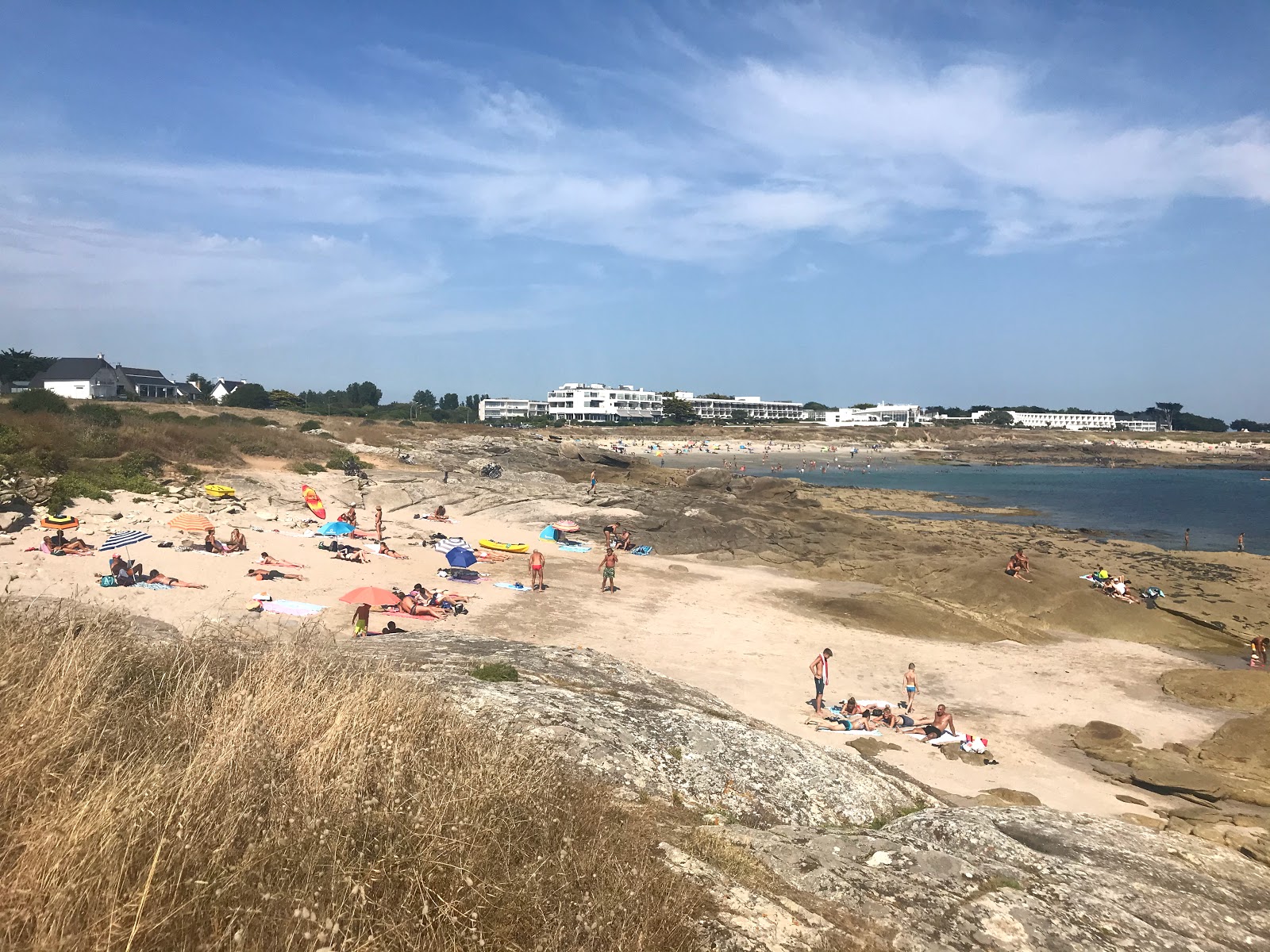 Valokuva Plage du Goviroista. pinnalla turkoosi puhdas vesi:n kanssa