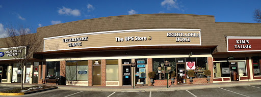 Shipping and Mailing Service «The UPS Store Great Falls», reviews and photos, 9893 Georgetown Pike, Great Falls, VA 22066, USA