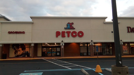 Petco Animal Supplies, 26 Coliseum Crossing, Hampton, VA 23666, USA, 