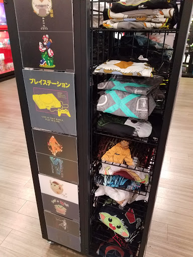 Video Game Store «GameStop», reviews and photos, 4757 Valley View Blvd NW B, Roanoke, VA 24012, USA