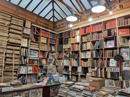 Librairie de livres d'occasion La Galcante Paris