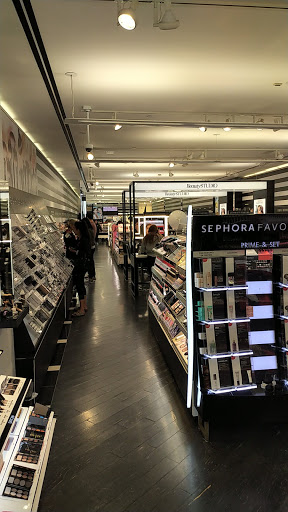 Cosmetics Store «SEPHORA», reviews and photos, 7007 Friars Rd #314, San Diego, CA 92108, USA