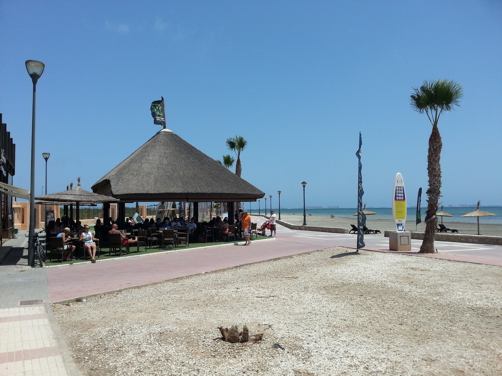 Foto di Playa de Las Salinas con dritto e lungo