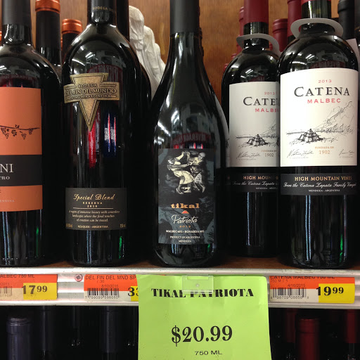 Grocery Store «Bay Supermarket», reviews and photos, 907 Normandy Dr, Miami Beach, FL 33141, USA