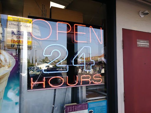 Donut Shop «Yum Yum Donuts», reviews and photos, 16167 Nordhoff St, North Hills, CA 91343, USA