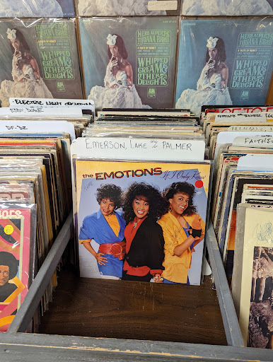 Record Store «POPS Resale», reviews and photos, 1423 Leestown Rd B, Lexington, KY 40511, USA