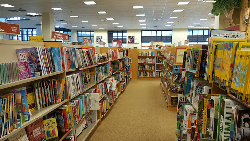 Book Store «Barnes & Noble», reviews and photos, 20600 N Rand Rd, Deer Park, IL 60010, USA