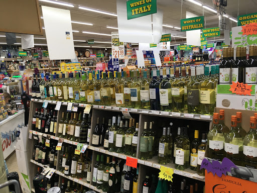 Liquor Store «Warren County Liquors LLC», reviews and photos, 260 W Washington Ave, Washington, NJ 07882, USA