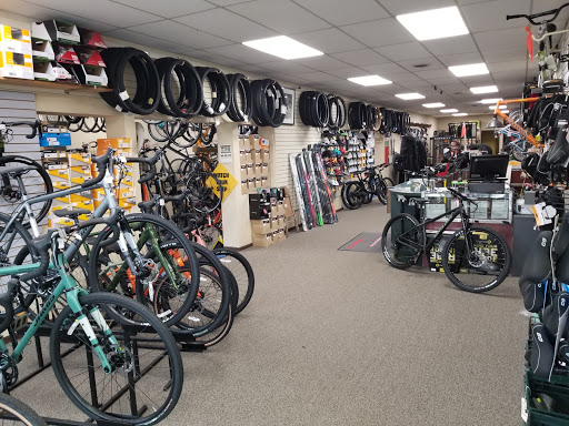 Bicycle Repair Shop «Gemini Ski & Board Center», reviews and photos, 4936 Everhard Rd NW, Canton, OH 44718, USA