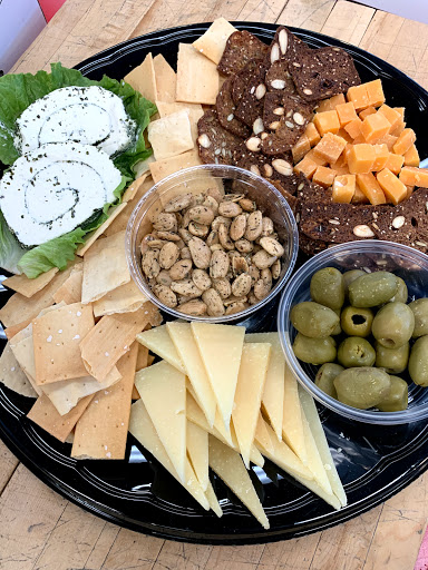 Shopping Mall «The Village», reviews and photos, 6920 Mission Rd, Prairie Village, KS 66208, USA