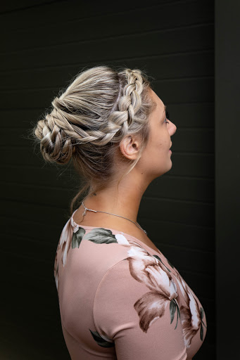 Hair Salon «The Urban Loft Salon & Boutique», reviews and photos, 29 E Central Ave, Miamisburg, OH 45342, USA