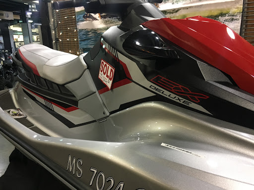 Motorsports Store «Parkway Cycle», reviews and photos, 1865 Revere Beach Pkwy, Everett, MA 02149, USA