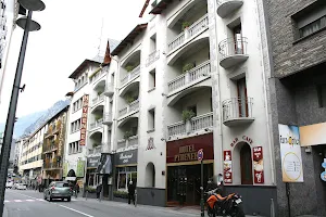 Hotel Pyrénées image