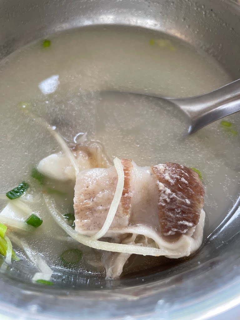 石斑肉燥飯 的照片