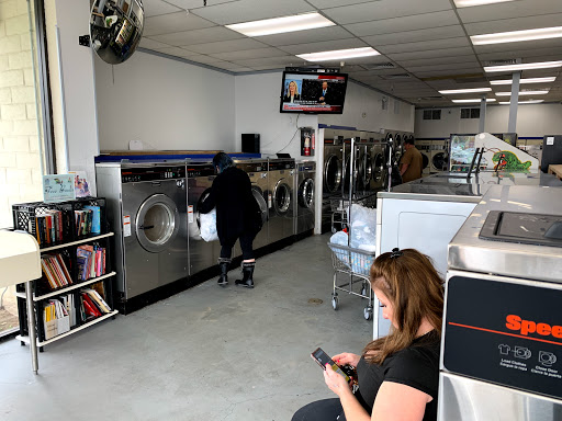 Laundromat «Broadway Wash & Dry», reviews and photos, 2800 Broadway, Sacramento, CA 95817, USA