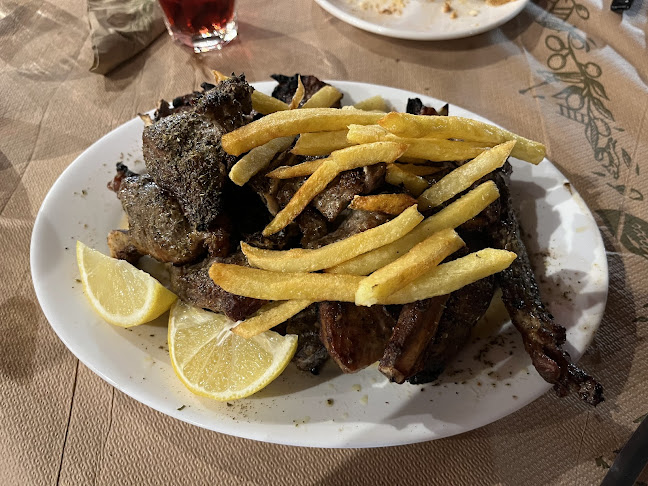 Opinii despre AntaMa Cretan Traditionnel Taverne în Κίσσαμος - Εστιατόριο