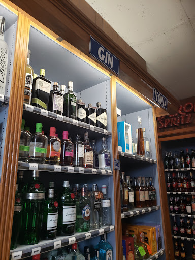 Liquor Store «Katonah Wine & Liquor Store», reviews and photos, 120 Katonah Ave, Katonah, NY 10536, USA