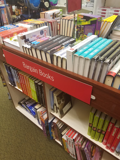 Book Store «Barnes and Noble SUNY Brockport», reviews and photos, 350 New Campus Dr, Brockport, NY 14420, USA