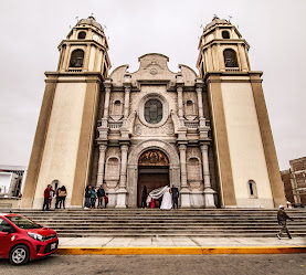 Catedral De La Diócesis de Chimbote