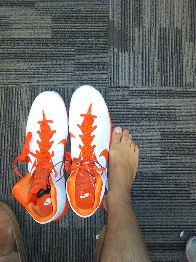 Clothing Store «Burlington Coat Factory», reviews and photos, 30 W Rand Rd, Arlington Heights, IL 60004, USA