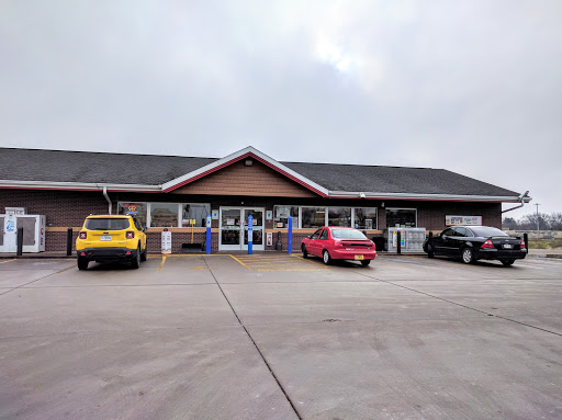 Convenience Store «Kwik Trip #398», reviews and photos, 2135 Brackett Ave, Eau Claire, WI 54701, USA