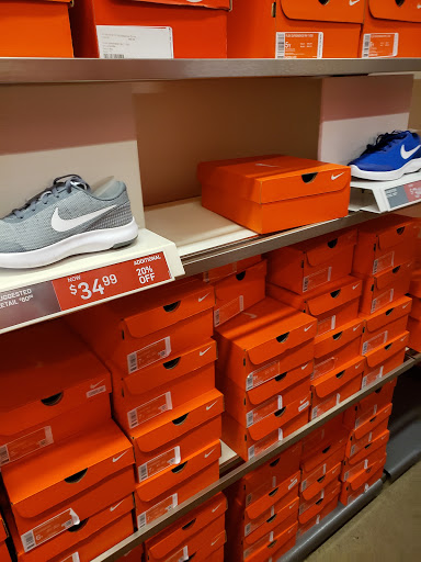 Sporting Goods Store «Nike Factory Store», reviews and photos, 1622 Galleria Blvd, Brentwood, TN 37027, USA