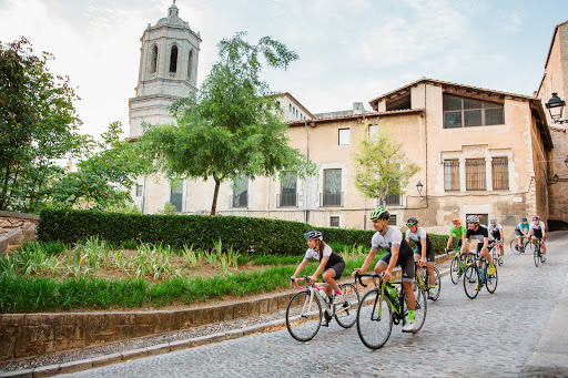 Eat Sleep Cycle - Girona Cycling Hub. en Girona