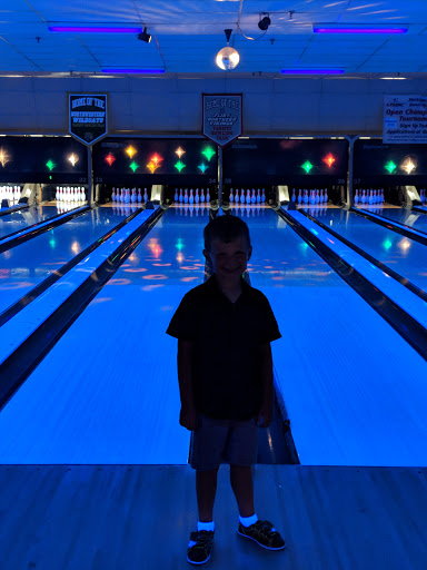 Bowling Alley «Colonial Lanes», reviews and photos, 6430 W Pierson Rd, Flushing, MI 48433, USA