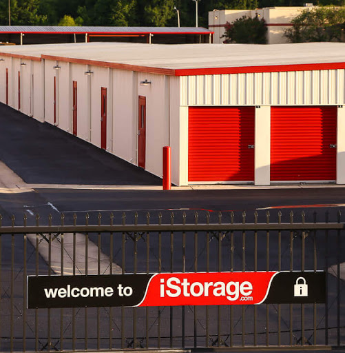 Self-Storage Facility «iStorage Decatur 14th St», reviews and photos, 613 14th St SE, Decatur, AL 35601, USA