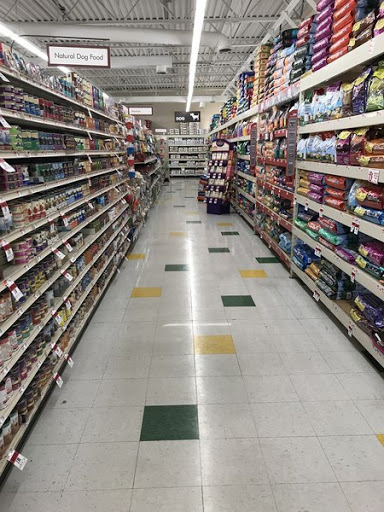 Pet Supply Store «Pet Supplies Plus», reviews and photos, 5348 Dixie Hwy, Waterford Twp, MI 48329, USA