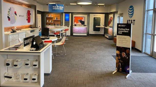 Cell Phone Store «AT&T», reviews and photos, 4417 13th Ave S, Fargo, ND 58103, USA