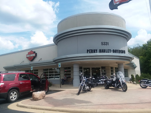 Harley-Davidson Dealer «Perry Harley-Davidson, Inc.», reviews and photos, 5331 S Sprinkle Rd, Portage, MI 49002, USA