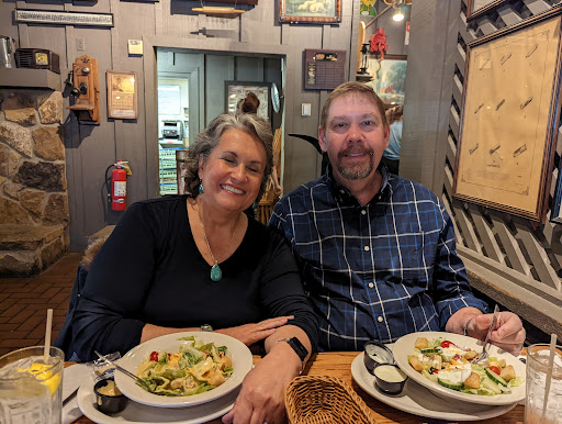 American Restaurant «Cracker Barrel Old Country Store», reviews and photos, 380 N Jacob Dr, Bloomington, IN 47404, USA