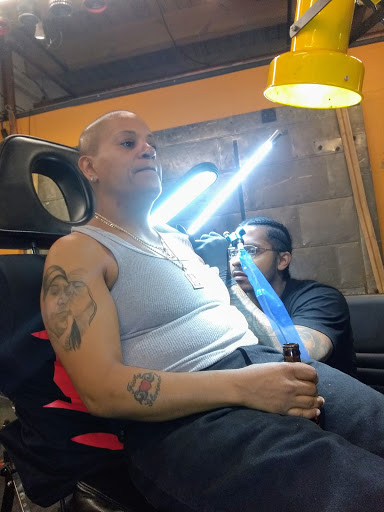 Tattoo Shop «9 Mag Tattoo», reviews and photos, 2150 S Canalport Ave, Chicago, IL 60608, USA