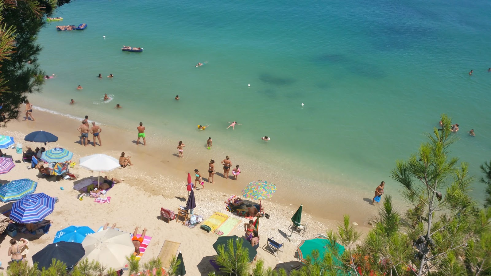 Foto de Spiaggia di Varcaro área de complejo turístico de playa