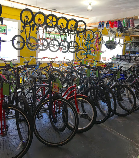 Skateboard Shop «BIGFOOT BIKE AND SKATE», reviews and photos, 350 E Ward St, Milwaukee, WI 53207, USA