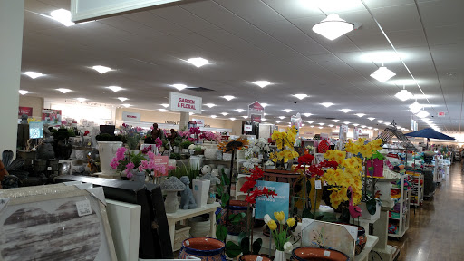 Department Store «T.J. Maxx & HomeGoods», reviews and photos, 2314 Remi Dr, Melbourne, FL 32940, USA