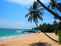 Pallikaduwa Beach'in fotoğrafı geniş ile birlikte