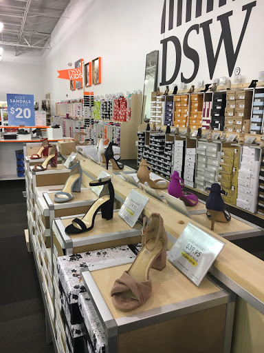 Shoe Store «DSW Designer Shoe Warehouse», reviews and photos, 3411 W Frye Rd, Chandler, AZ 85226, USA