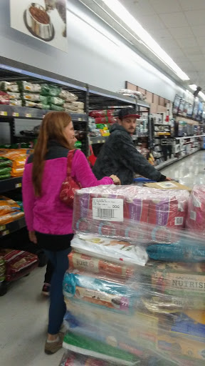 Department Store «Walmart Supercenter», reviews and photos, 1470 S Washington St, North Attleborough, MA 02760, USA