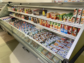 Tienda Búfalo Rojo Supermercado