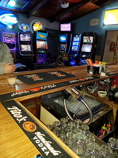 Grocery Store «Harvest Market Estacada», reviews and photos, 280 N Broadway St, Estacada, OR 97023, USA