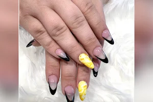 Nail Central image