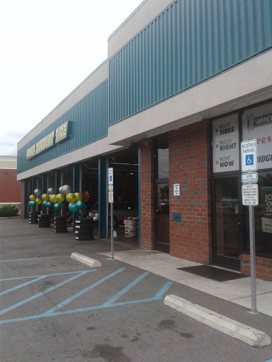 Tire Shop «Mavis Discount Tire», reviews and photos, 4549 Milford Rd, East Stroudsburg, PA 18302, USA