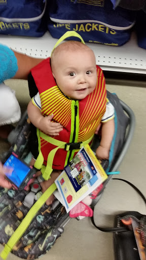 Marine Supply Store «West Marine», reviews and photos, 389 Deale Rd, Tracys Landing, MD 20779, USA