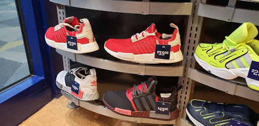 Shoe Store «Champs Sports», reviews and photos, 2200 Eastridge Loop, San Jose, CA 95122, USA